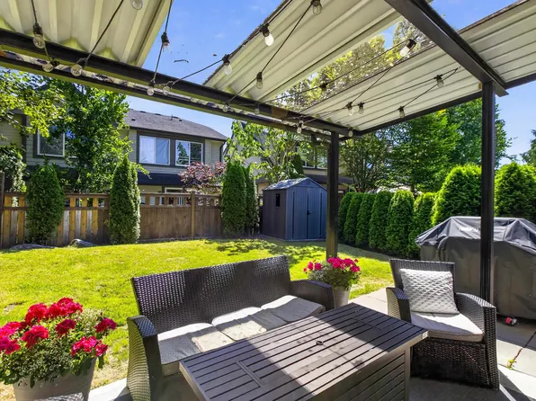 23140 Gilbert Dr, Maple Ridge, BC V4R 0C3