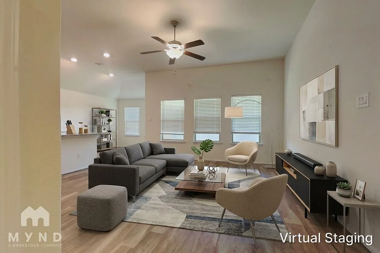 4 bed, 2.0 bath, 1822 sqft, $2,299 — Photo 3