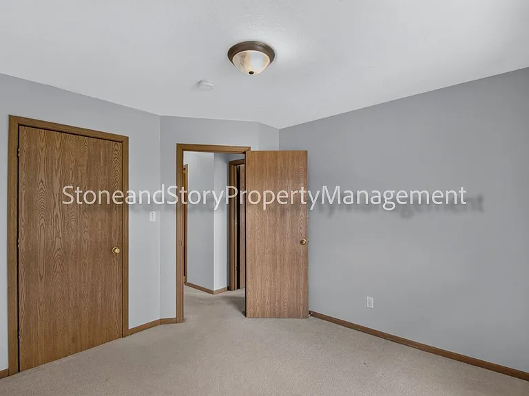 6926 SW 17th St — Photo 13