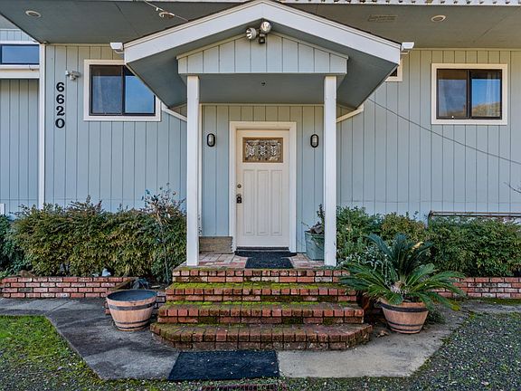 3rd image of 6620 Robinson Creek Road