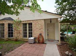 90 Wind Whisper Ct, Spring, TX 77380