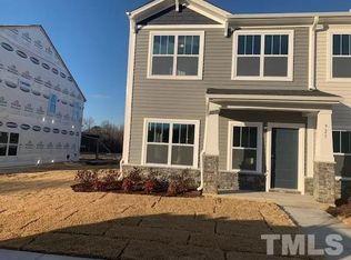 925 Robbie Jackson Ln, Fuquay Varina, NC 27526