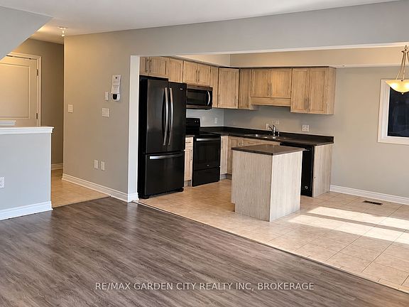 3rd image of 151 Juneberry Rd