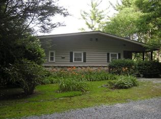 595 Broadview Cir, Highlands, NC 28741