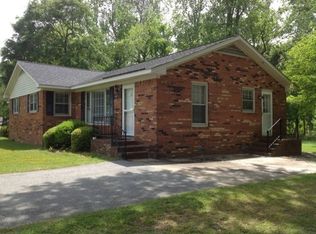 6000 River Rd APT 26, Washington, NC 27889