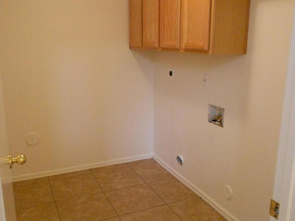 3rd image of 3417 E Rockwood Dr