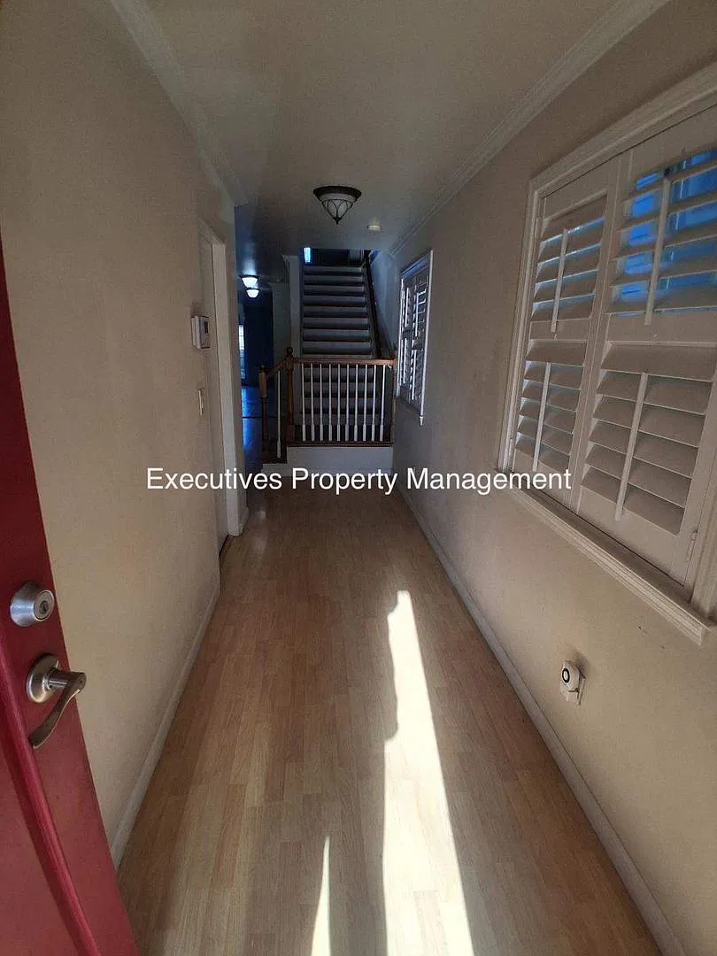 House For Rent | 1707 40th Ave, Oakland — Photo 2