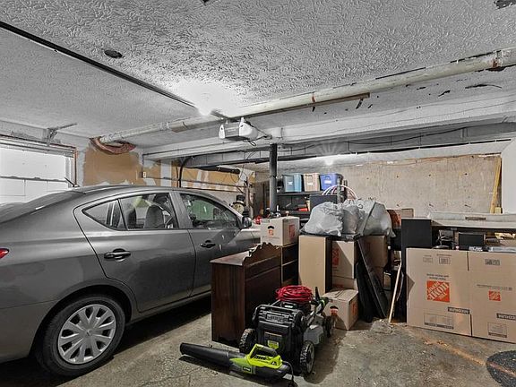 5th image of 5120 Stony Brook Dr