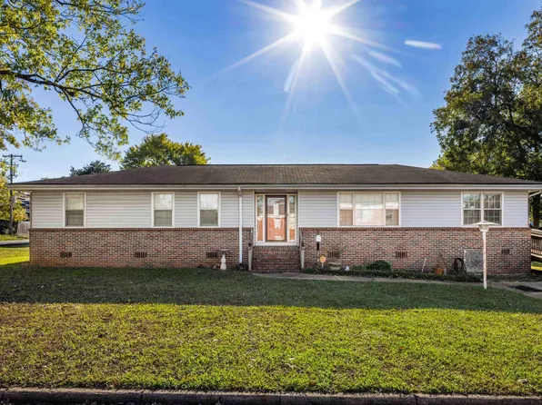 330 11th St S, Bessemer, AL 35020