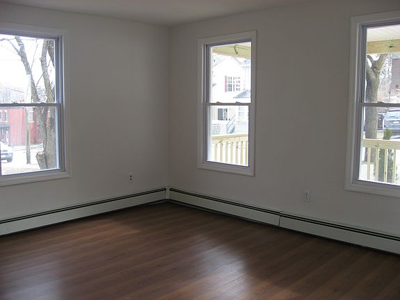 2nd image of 24 Walker St
