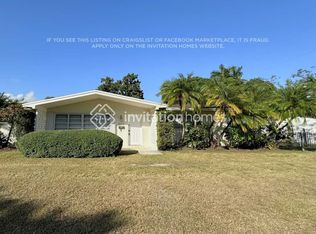 8475 SW 158th St, Palmetto Bay, FL 33157