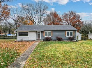 402 E 6th St, Tonganoxie, KS 66086