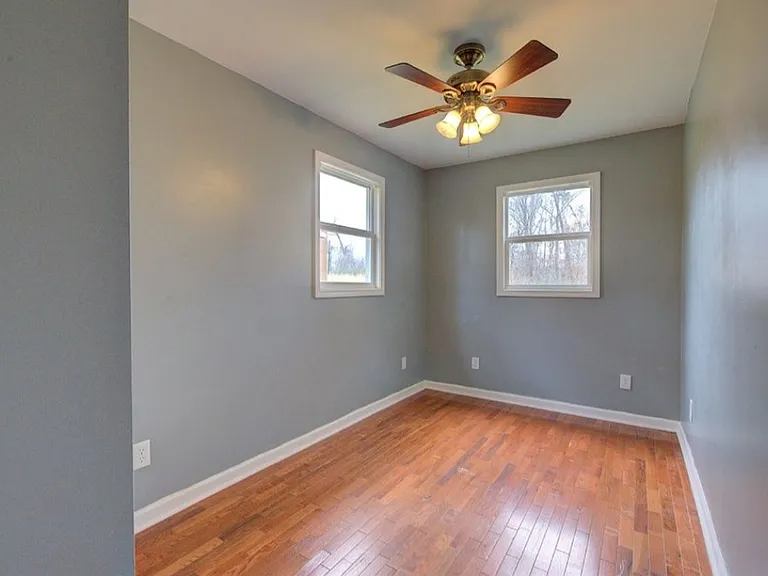 325 Rock Quarry Rd — Photo 7