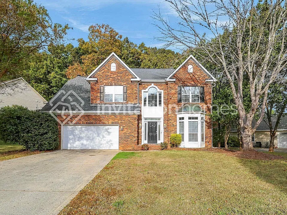 1136 Briarmore Dr