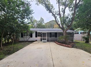 525 Blake Rd, South Daytona, FL 32119