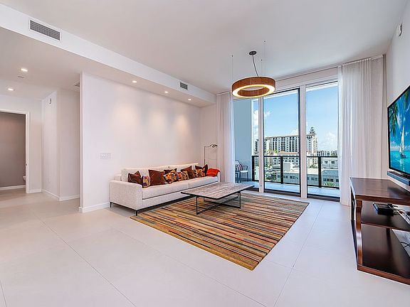 5th image of 275 Giralda Ave #8C