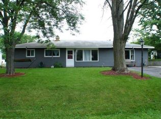 1306 Eastwood Ln, McHenry, IL 60051