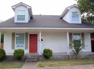 1612B Park Pl, College Station, TX 77840