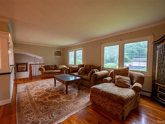 2nd image of 95 Haven Avenue