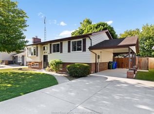 263 Pearson Dr, Essex, ON N0R1G0