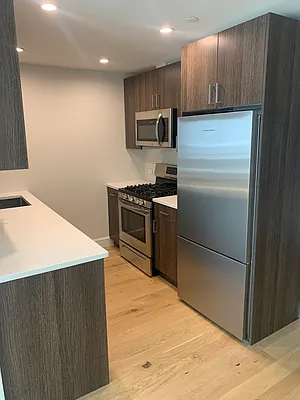 Rented by Modern Spaces | media 18