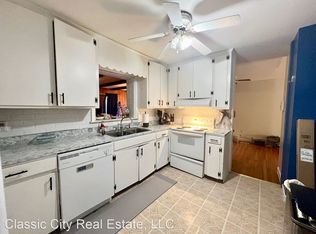 220 Woodcrest Dr, Athens, GA 30606