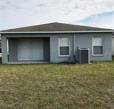 3rd image of 7960 Carriage Pointe Dr