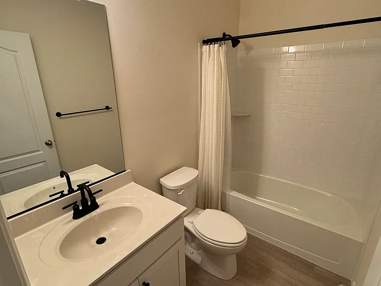 84 Pontoon Dr — Photo 37