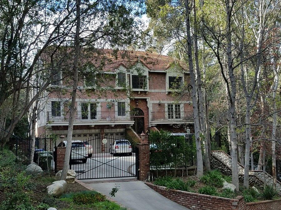 3243 Iredell Ln, Studio City, CA 91604 Zillow