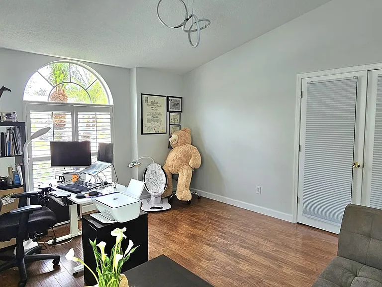 310 Woodleaf Dr — Photo 11