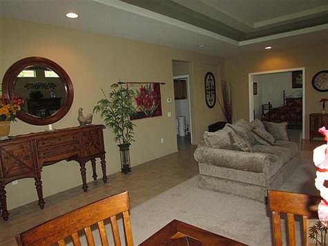 5th image of 44041 Royal Troon Dr