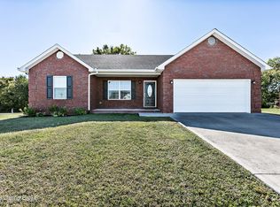 141 Scenic Hill Dr, Lebanon, KY 40033