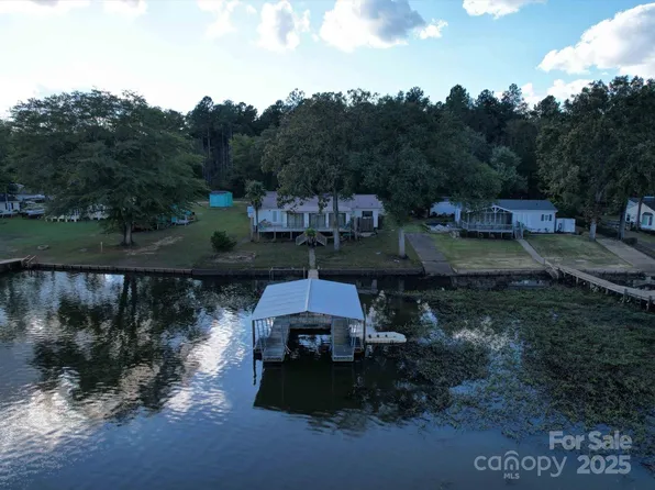 2480 Cottage Ln, Liberty Hill, SC 29074