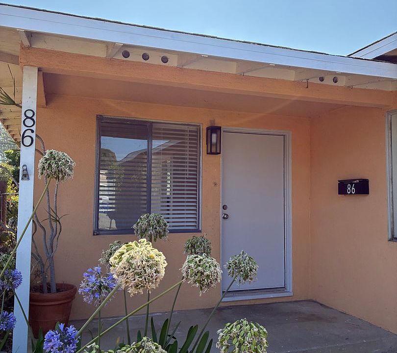1st image of 82 College Dr #86