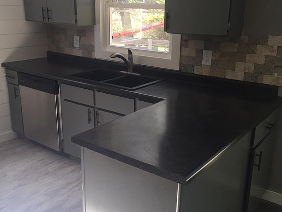 4th image of 23188 38th St