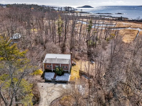 955 Hale St, Beverly, MA 01915