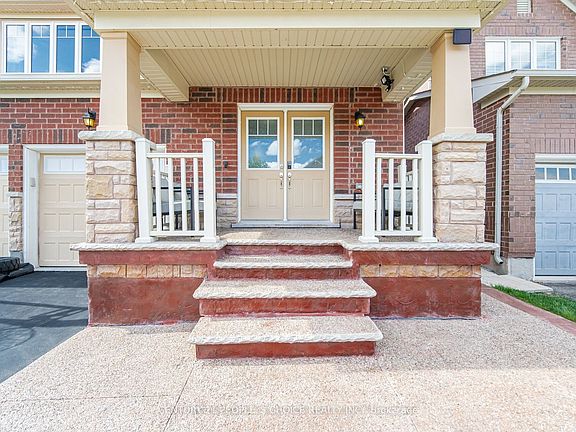 3rd image of 96 Enford Cres