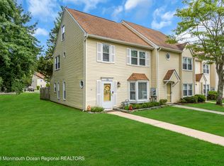 15 Colonial Ct, Jackson, NJ