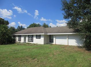 10 W Ridge Ln, Carriere, MS 39426