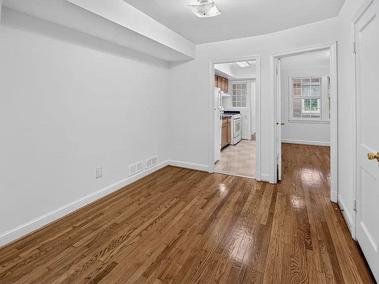 7818 Tilbury St #26 — Photo 5