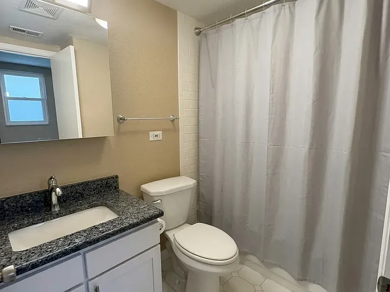 1196 N Grant St #308 — Photo 2
