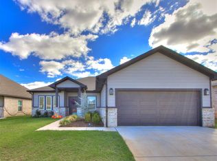 9232 NW 144th Pl, Yukon, OK 73099