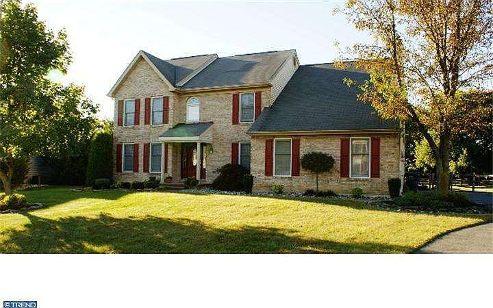 1st image of 53 Airdrie Dr