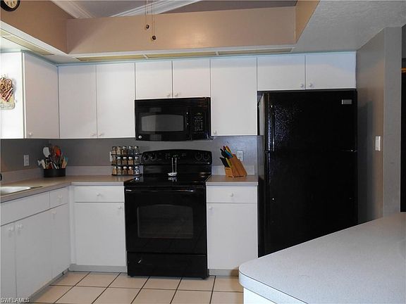 3rd image of 1415 8th Ave