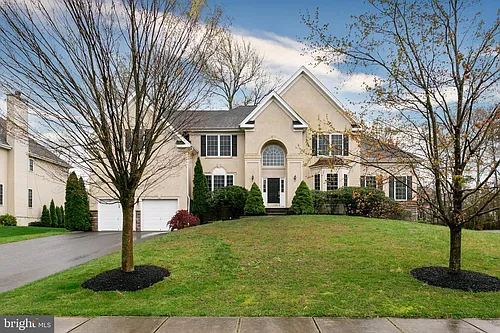 16 Foxcroft Way Photo 1