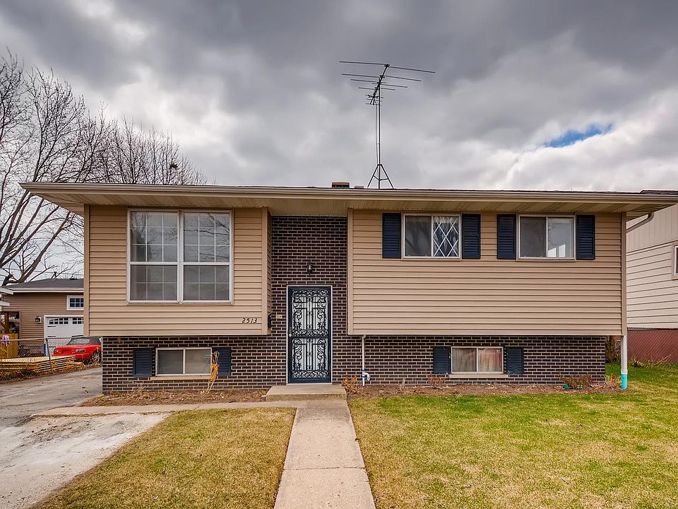 1st image of 2513 Kennedy Dr