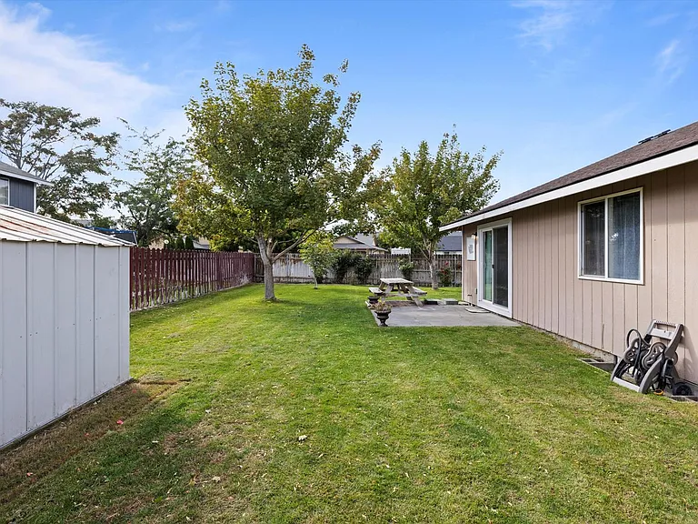 6320 Candlestick Dr — Photo 25