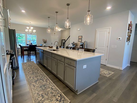 4th image of 2440 Dukes Hollow Ct