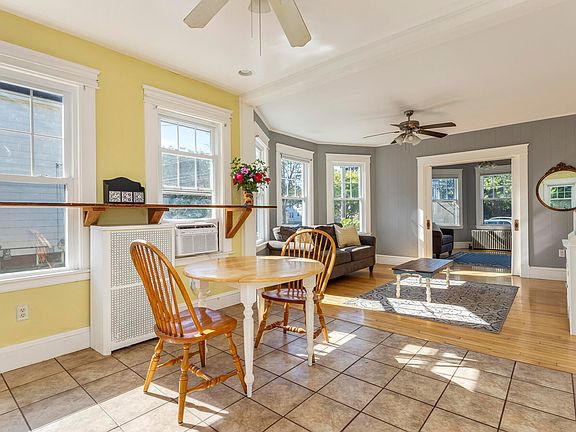 4th image of 691 Washington Avenue