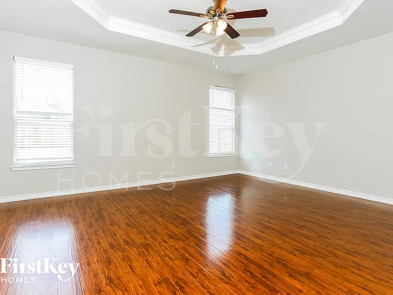 1746 Summerwood Ln — Photo 7